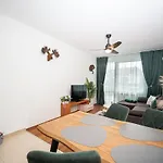 400m From Lift Belvedere - - Free Parking Apartment