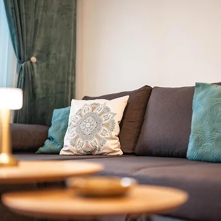 400m From Lift Belvedere - - Free Parking Appartement *